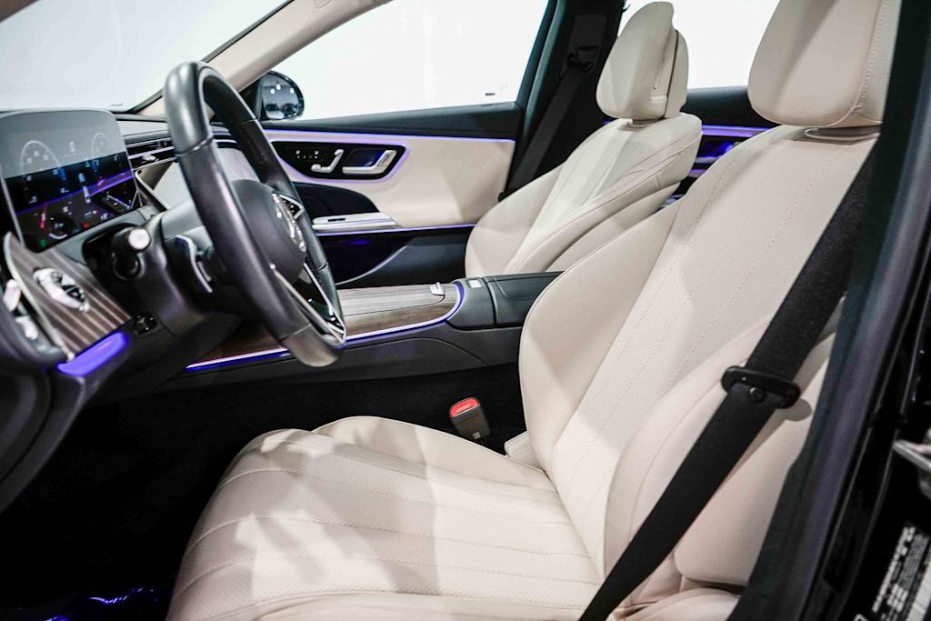 Thumbnail: 2025 Mercedes-Benz E-Class - 9