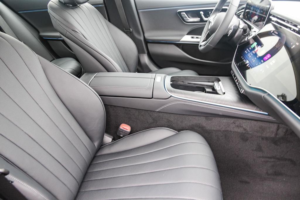 Thumbnail: 2026 Mercedes-Benz E-Class - 10