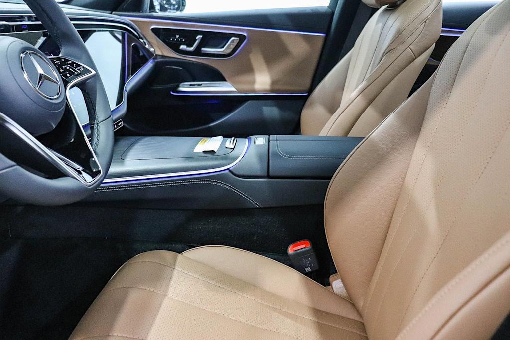 Thumbnail: 2027 Mercedes-Benz E-Class - 9