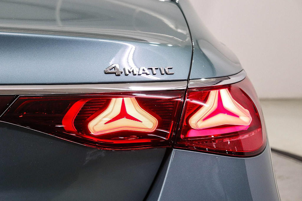 Thumbnail: 2027 Mercedes-Benz E-Class - 17