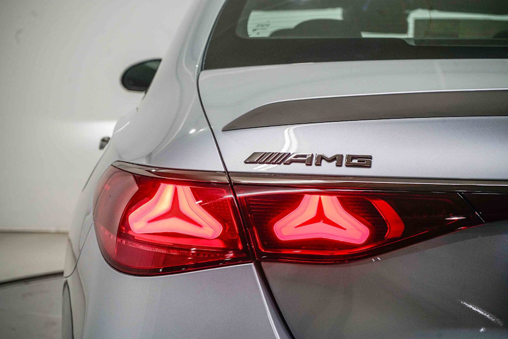 Thumbnail: 2026 Mercedes-Benz E-Class - 21