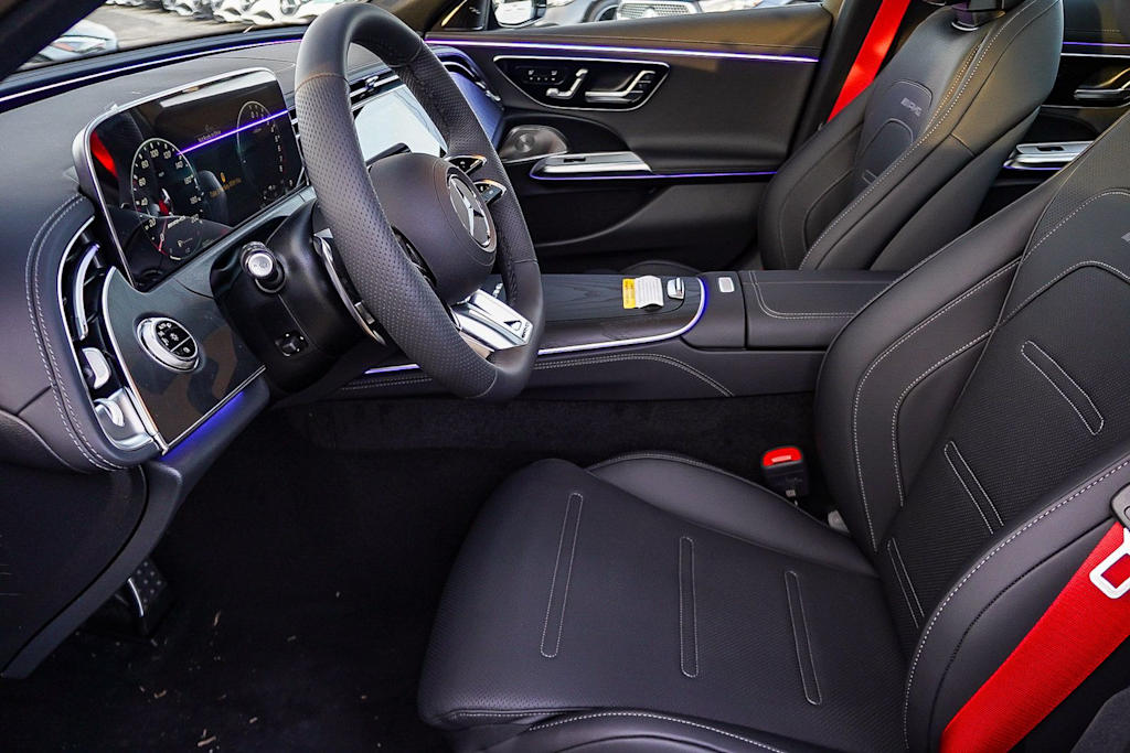 Thumbnail: 2026 Mercedes-Benz E-Class - 10