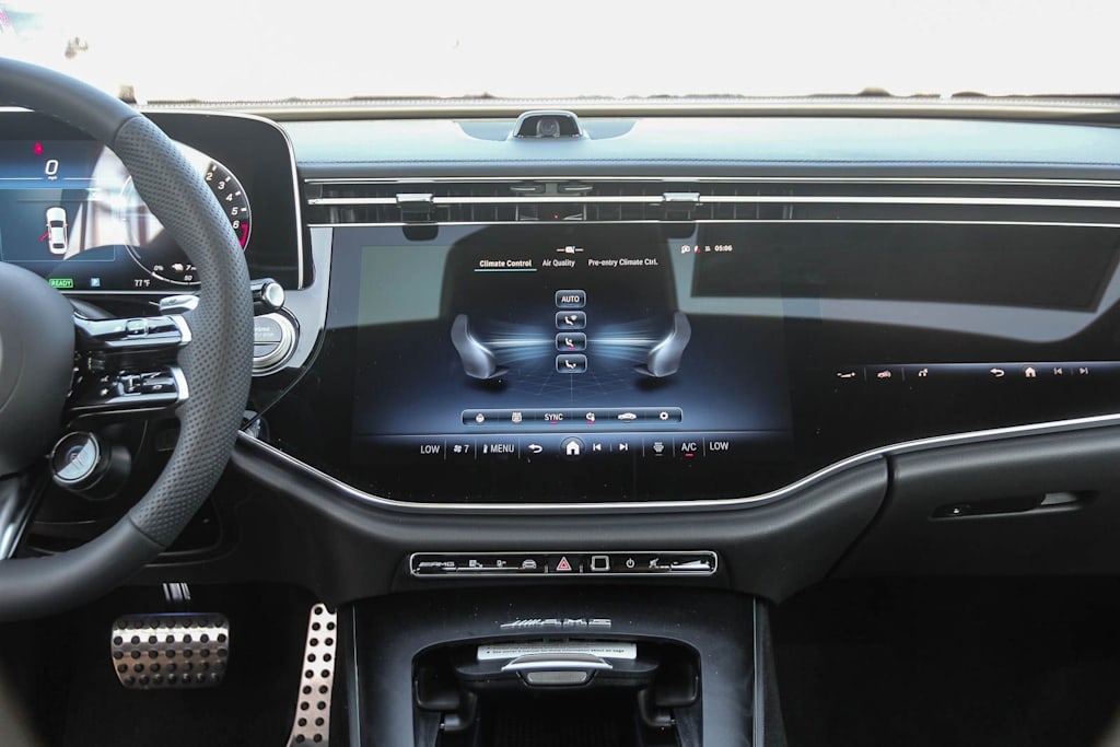 Thumbnail: 2026 Mercedes-Benz E-Class - 13