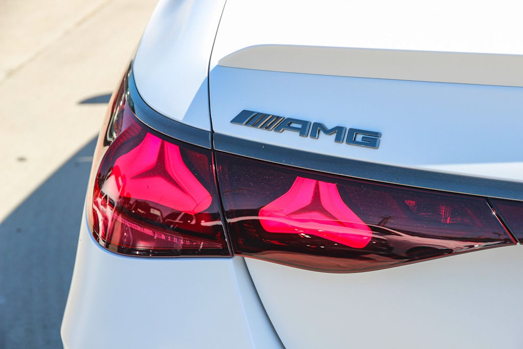 Thumbnail: 2026 Mercedes-Benz E-Class - 19