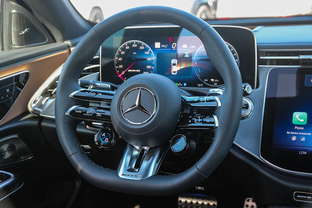Thumbnail: 2026 Mercedes-Benz E-Class - 9