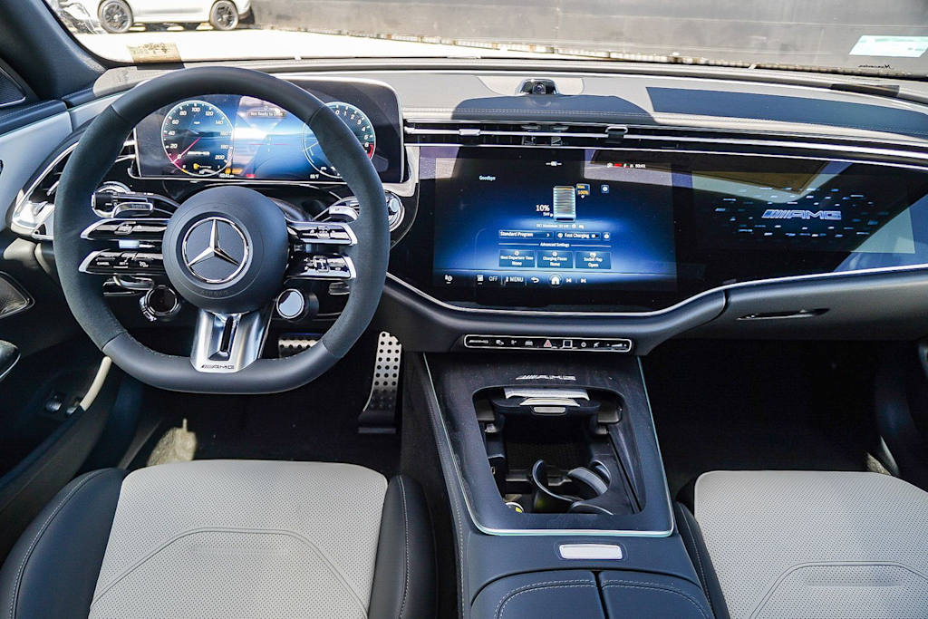 Thumbnail: 2026 Mercedes-Benz E-Class - 2