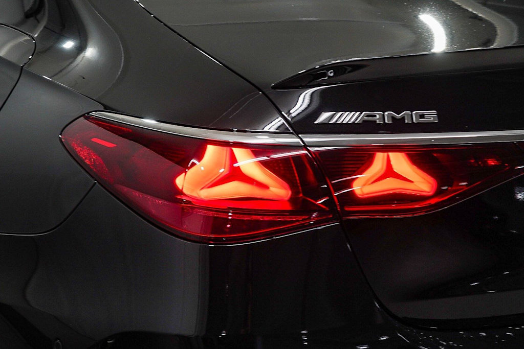 Thumbnail: 2026 Mercedes-Benz E-Class - 17
