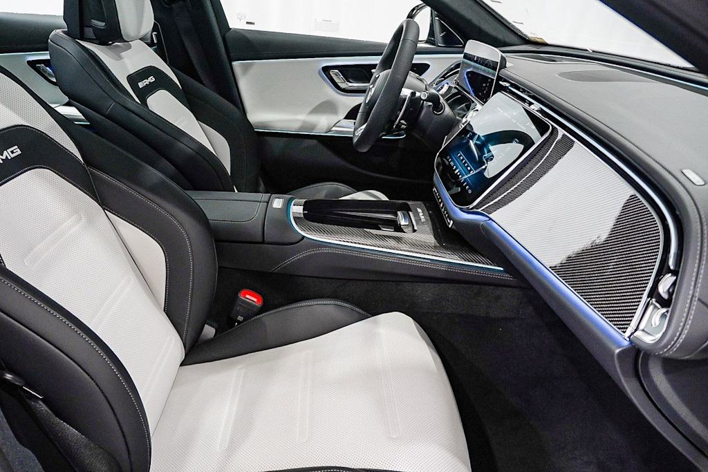 Thumbnail: 2026 Mercedes-Benz E-Class - 9