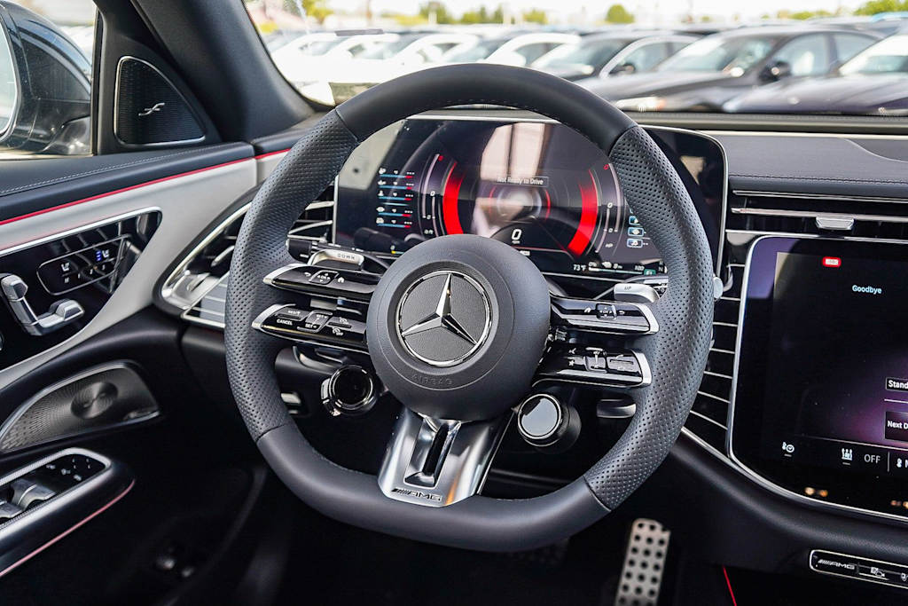 Thumbnail: 2026 Mercedes-Benz E-Class - 8
