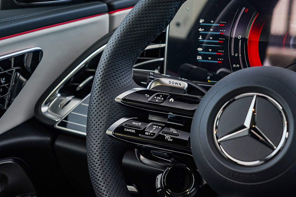Thumbnail: 2026 Mercedes-Benz E-Class - 21
