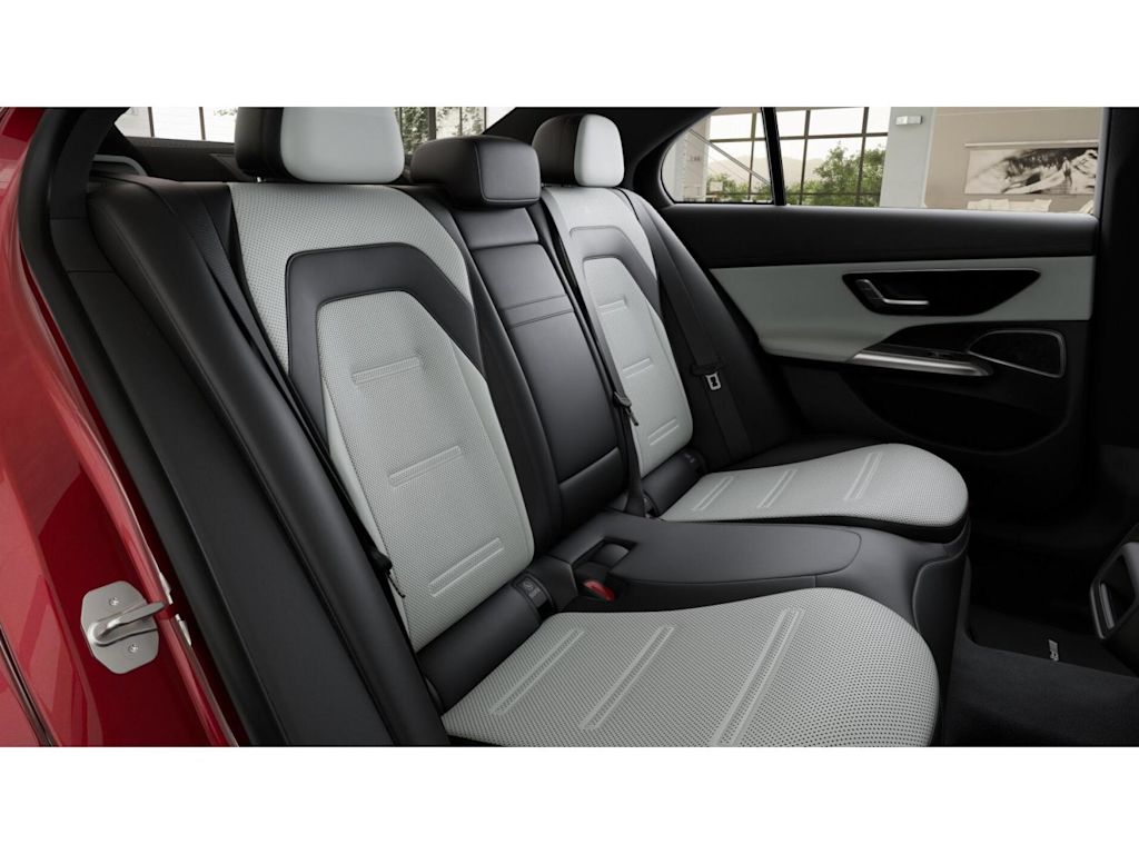 Thumbnail: 2026 Mercedes-Benz E-Class - 8
