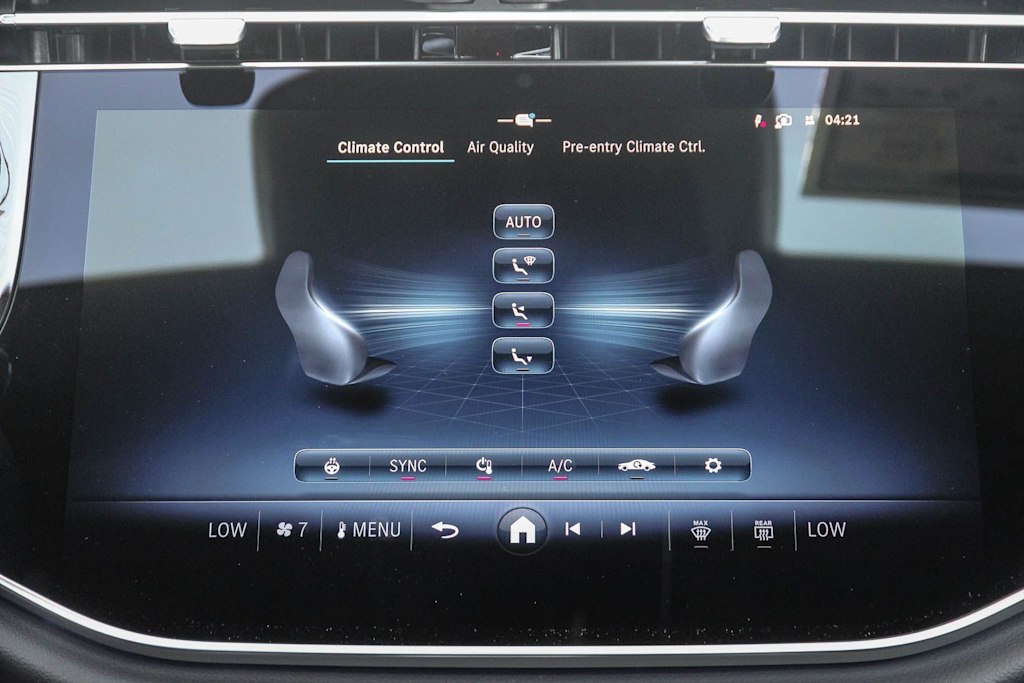 Thumbnail: 2026 Mercedes-Benz E-Class - 21