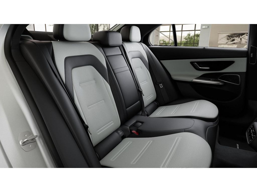 Thumbnail: 2026 Mercedes-Benz E-Class - 8