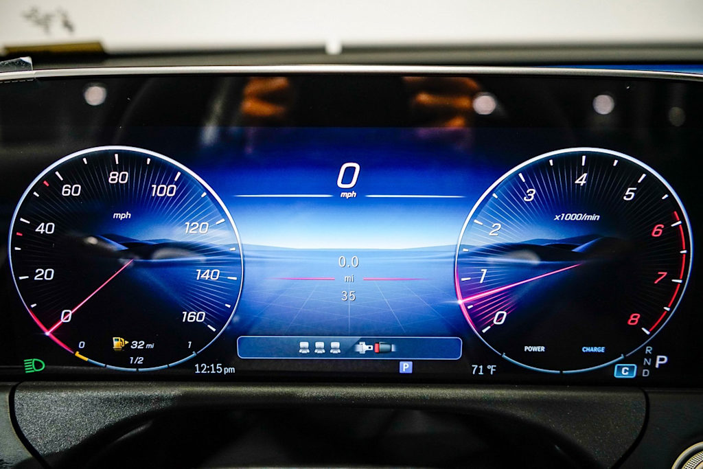 Thumbnail: 2025 Mercedes-Benz E-Class - 29