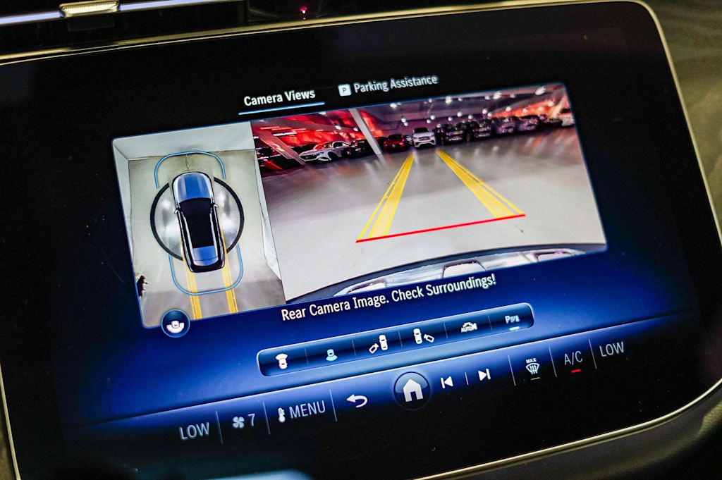 Thumbnail: 2025 Mercedes-Benz E-Class - 26