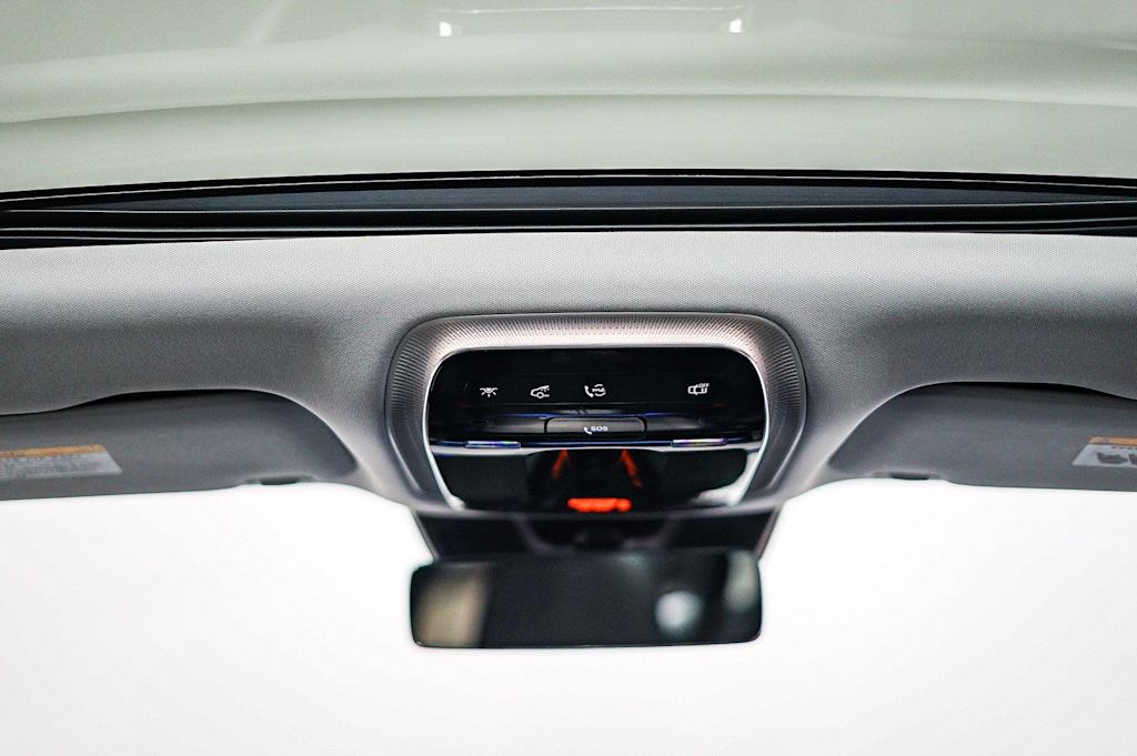 Thumbnail: 2025 Mercedes-Benz E-Class - 23