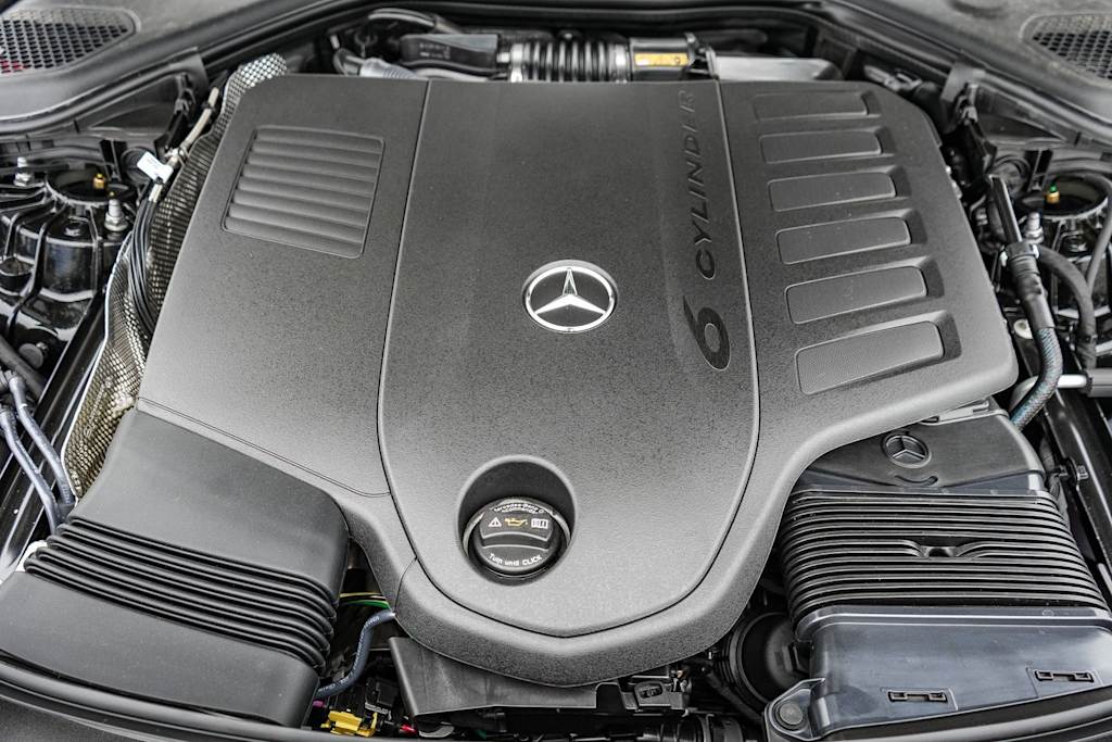 Thumbnail: 2025 Mercedes-Benz E-Class - 8