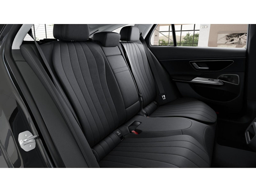 Thumbnail: 2025 Mercedes-Benz E-Class - 38