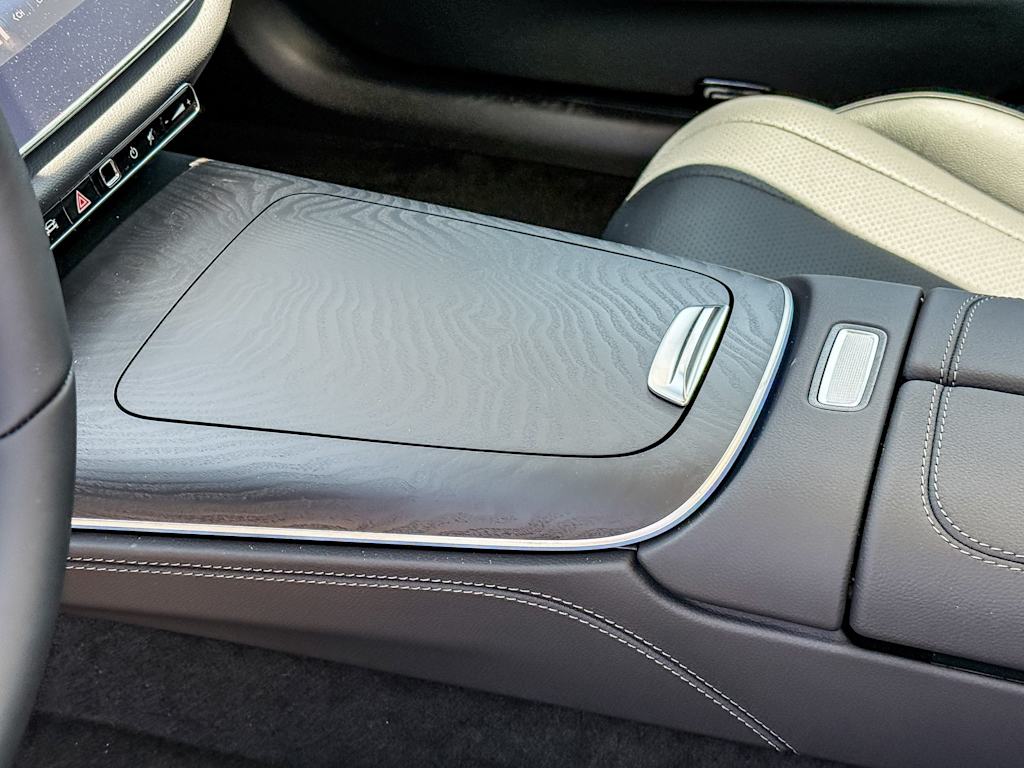 Thumbnail: 2025 Mercedes-Benz E-Class - 49