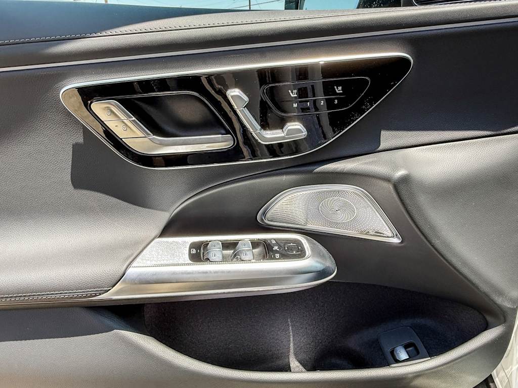 Thumbnail: 2025 Mercedes-Benz E-Class - 51