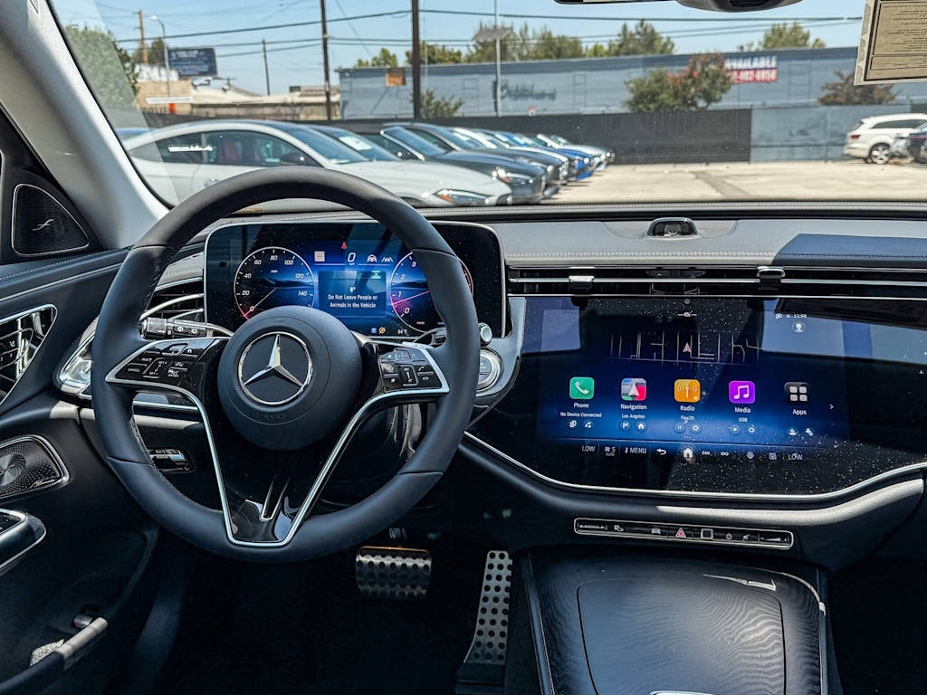 Thumbnail: 2025 Mercedes-Benz E-Class - 42