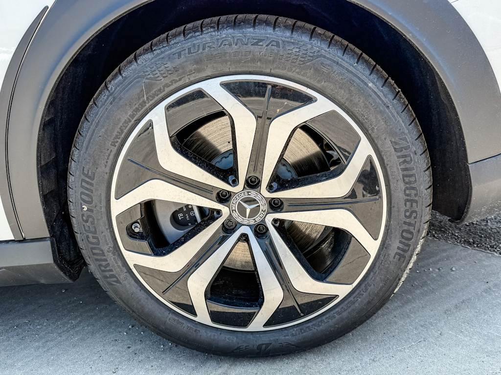 Thumbnail: 2025 Mercedes-Benz E-Class - 38