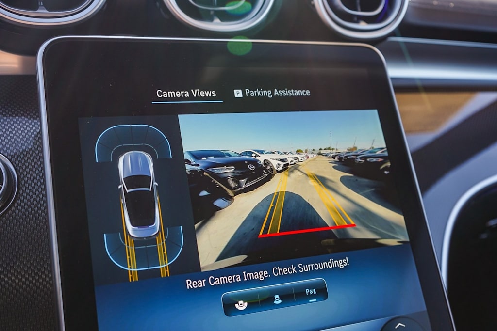 Thumbnail: 2025 Mercedes-Benz CLE - 21