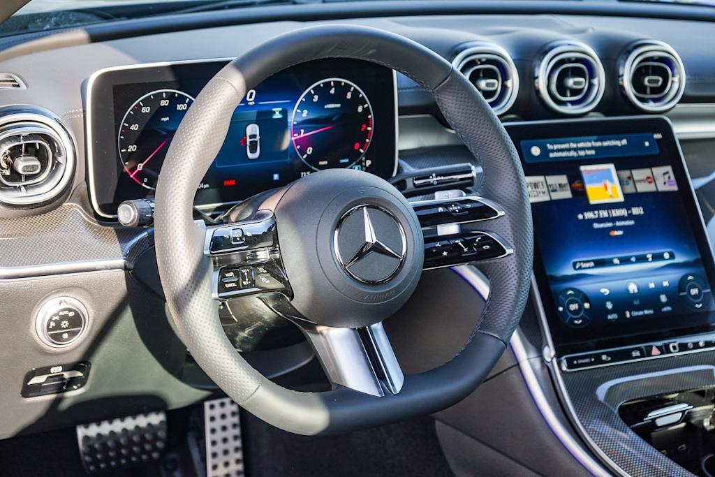 Thumbnail: 2025 Mercedes-Benz CLE - 9
