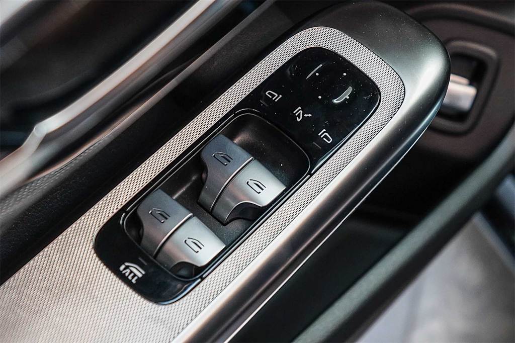 Thumbnail: 2025 Mercedes-Benz CLE - 24