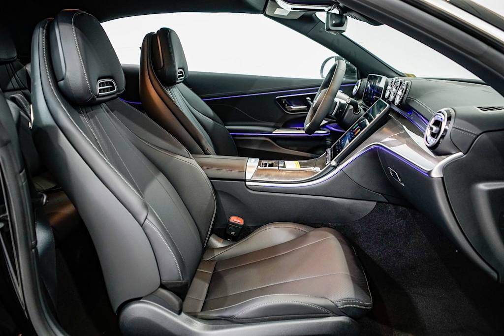 Thumbnail: 2025 Mercedes-Benz CLE - 8