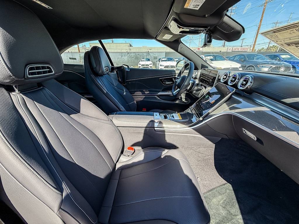 Thumbnail: 2025 Mercedes-Benz CLE - 10