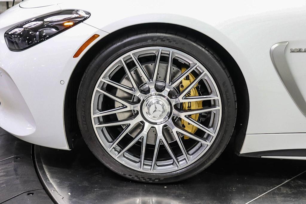 Thumbnail: 2024 Mercedes-Benz AMG GT - 5