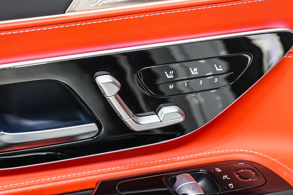 Thumbnail: 2024 Mercedes-Benz AMG GT - 26
