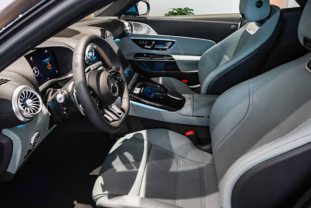 Thumbnail: 2025 Mercedes-Benz SL-Class - 11