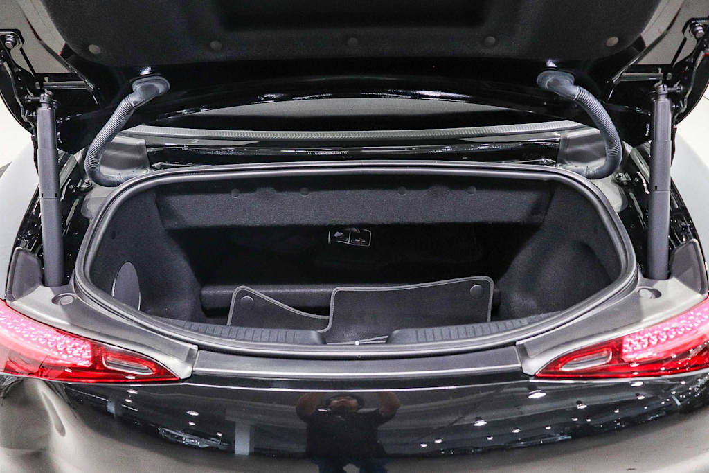 Thumbnail: 2022 Mercedes-Benz SL-Class - 6