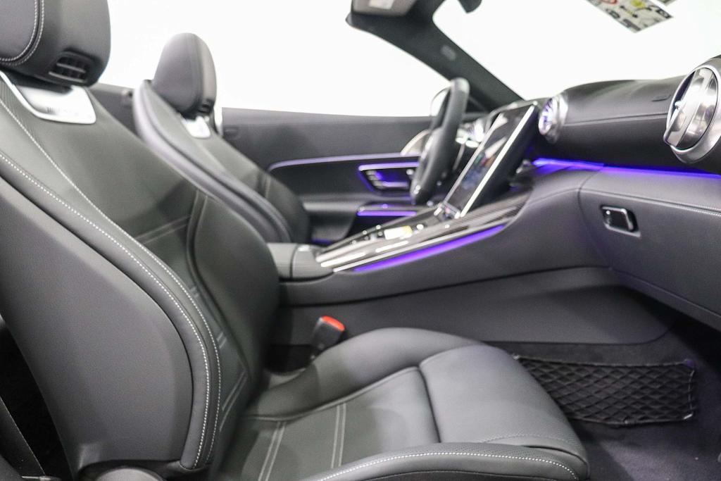 Thumbnail: 2026 Mercedes-Benz SL-Class - 10
