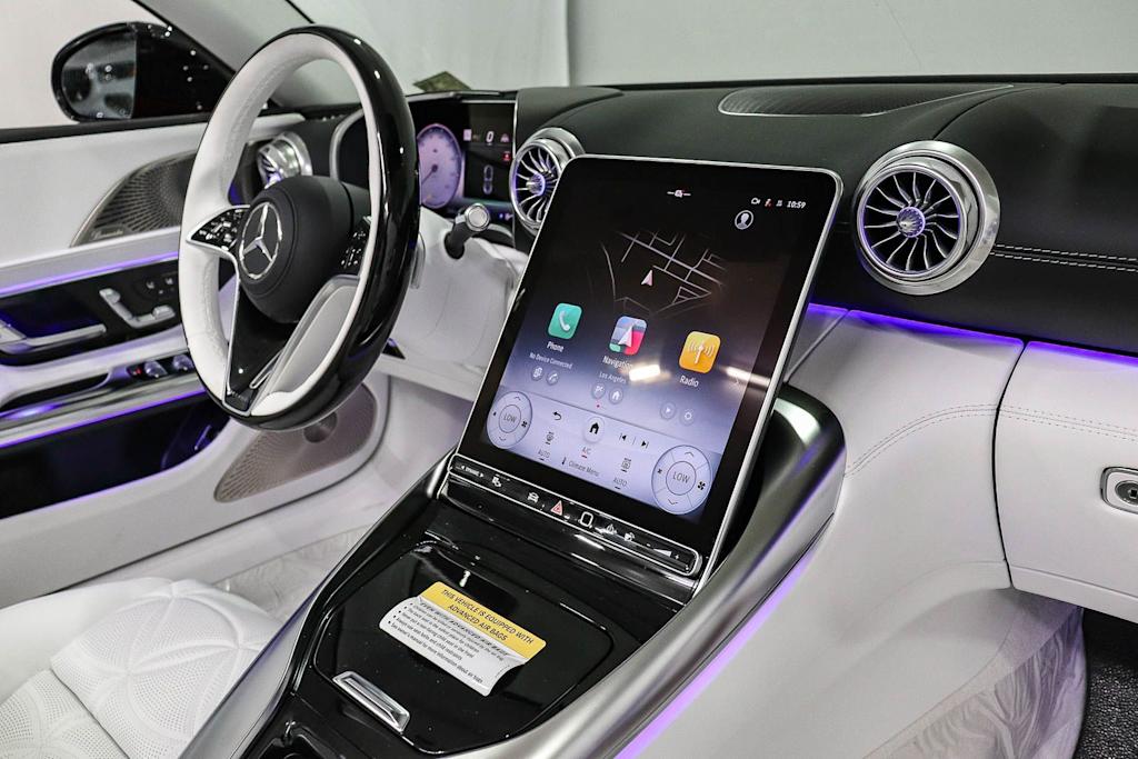 Thumbnail: 2026 Mercedes-Benz SL-Class - 24