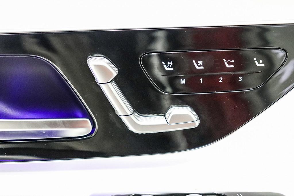 Thumbnail: 2026 Mercedes-Benz SL-Class - 27