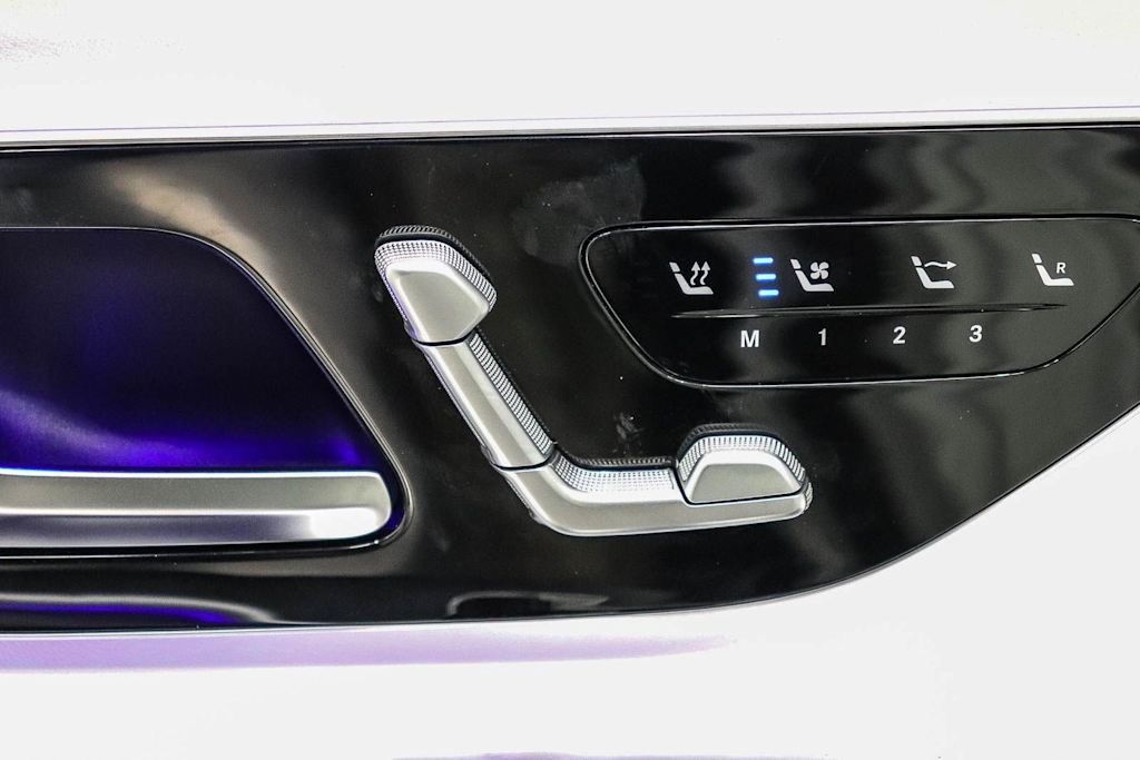 Thumbnail: 2026 Mercedes-Benz SL-Class - 26