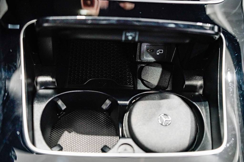 Thumbnail: 2023 Mercedes-Benz E-Class - 12