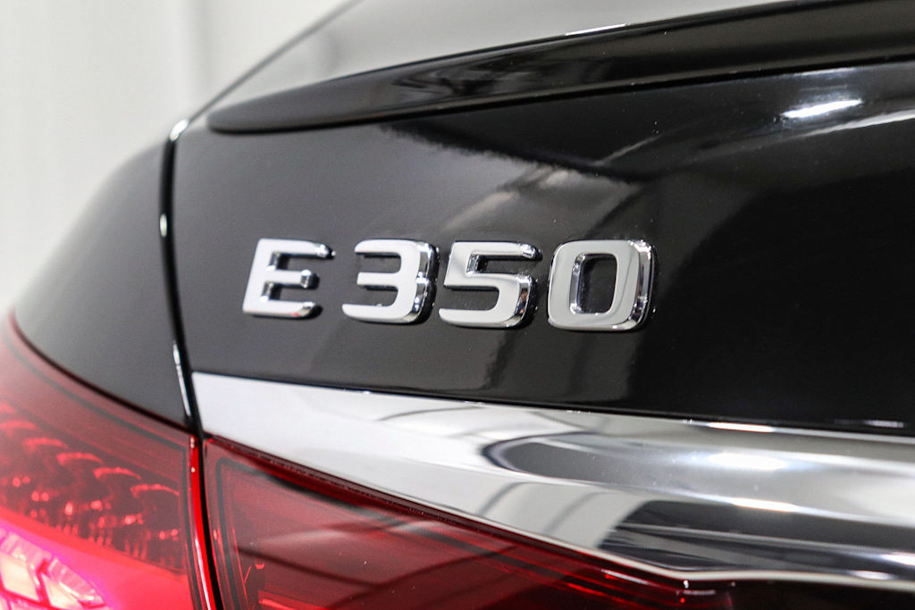 Thumbnail: 2023 Mercedes-Benz E-Class - 24