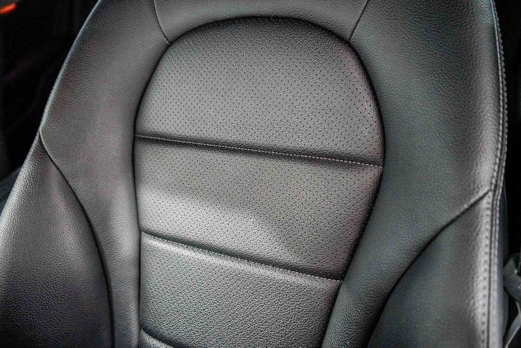 Thumbnail: 2022 Mercedes-Benz GLC - 27