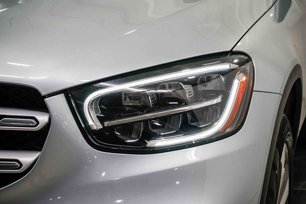 Thumbnail: 2022 Mercedes-Benz GLC - 19