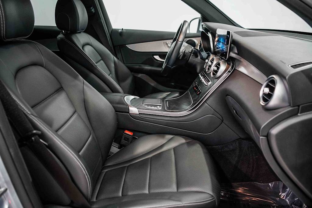 Thumbnail: 2022 Mercedes-Benz GLC - 9