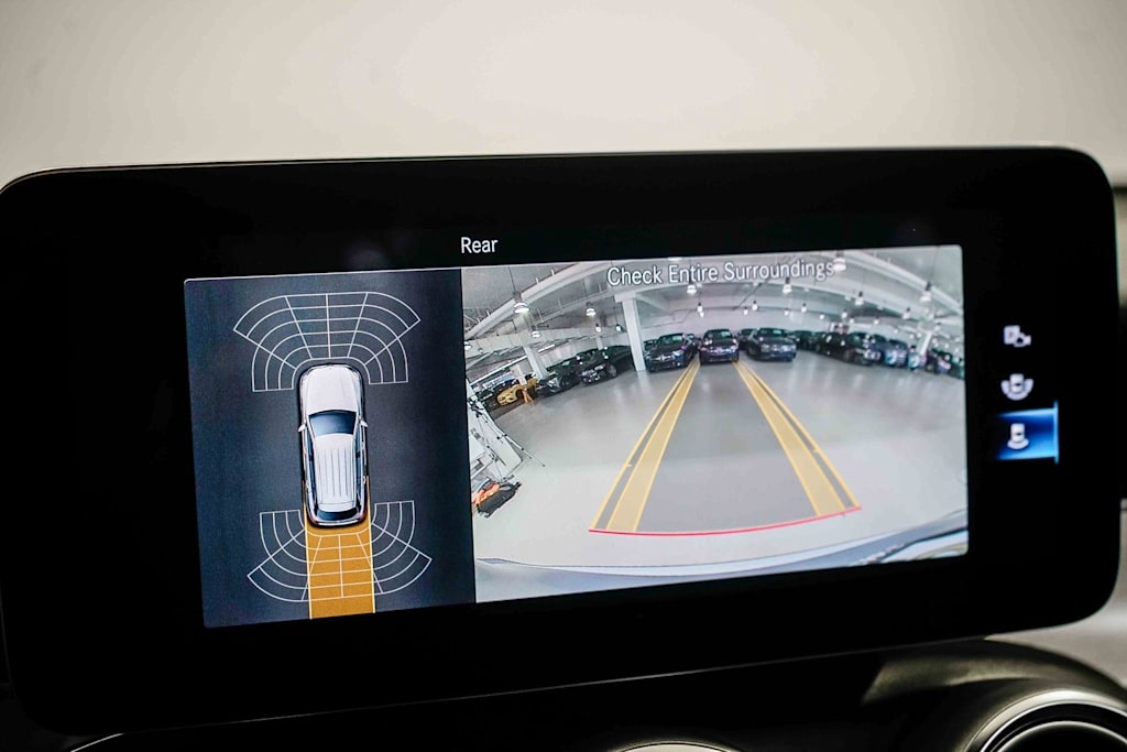 Thumbnail: 2022 Mercedes-Benz GLC - 26