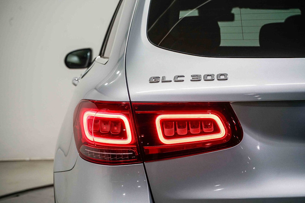 Thumbnail: 2022 Mercedes-Benz GLC - 21