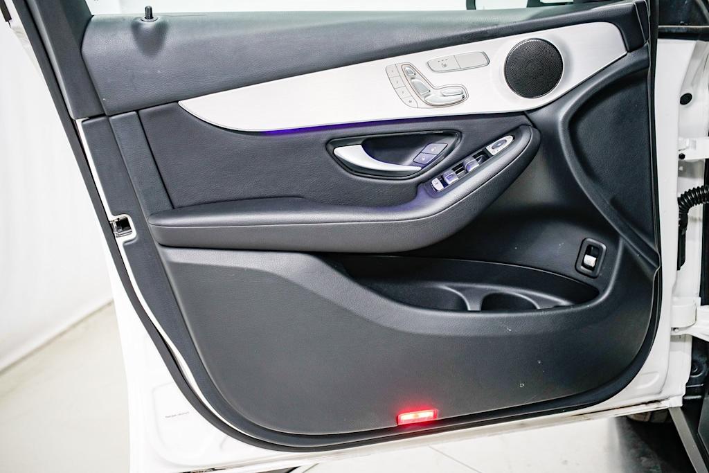 Thumbnail: 2022 Mercedes-Benz GLC - 20