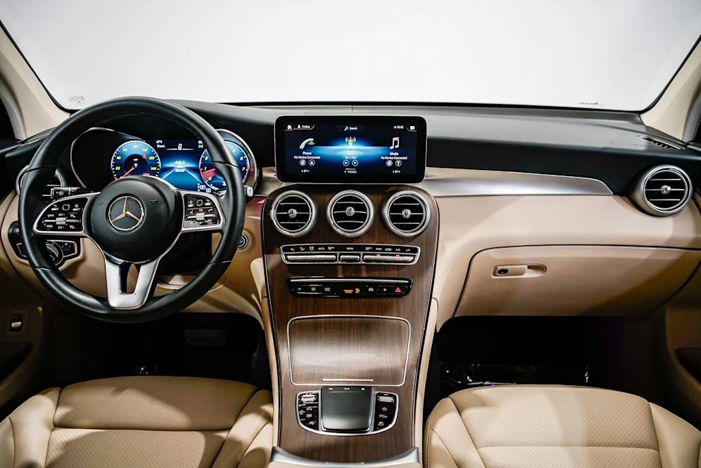 Thumbnail: 2022 Mercedes-Benz GLC - 2