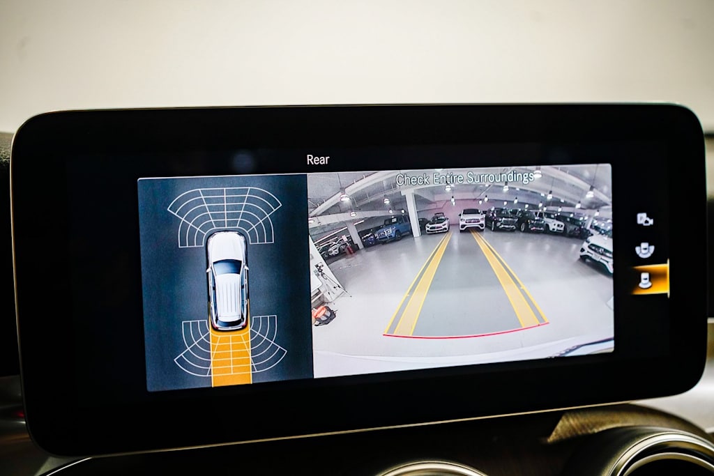 Thumbnail: 2022 Mercedes-Benz GLC - 27