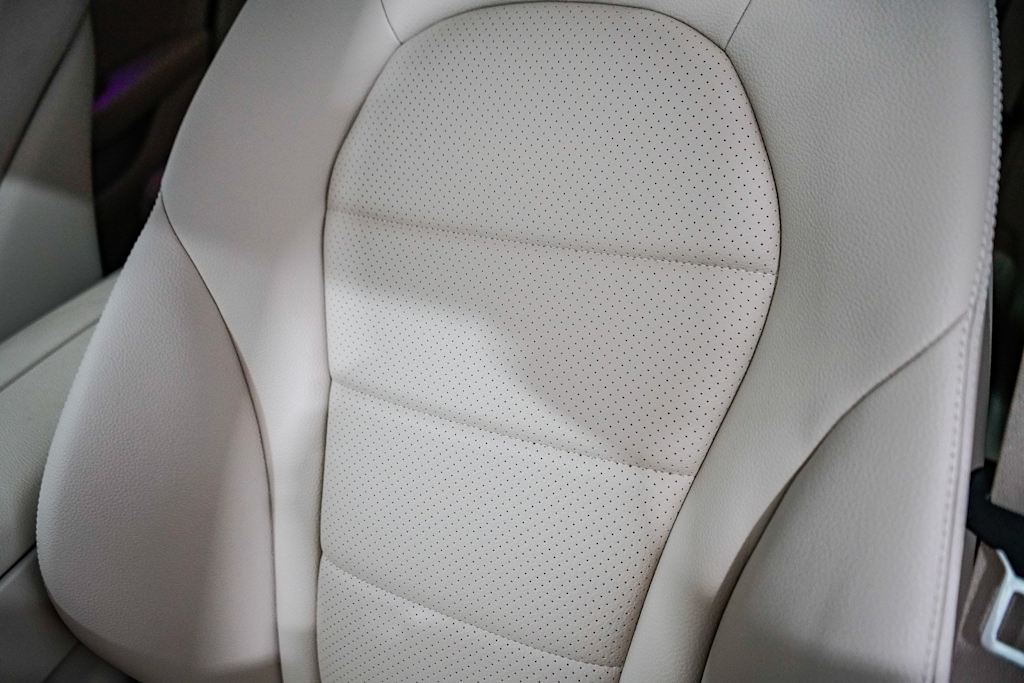 Thumbnail: 2022 Mercedes-Benz GLC - 28